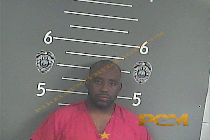 DEWANNE L WHITE booking photo