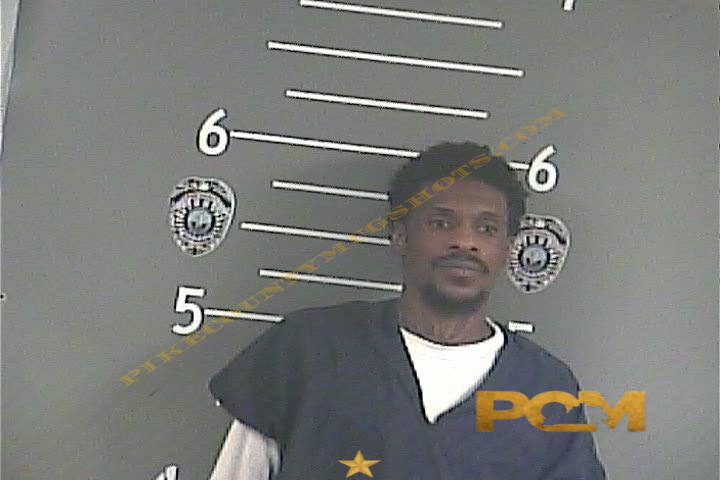 TREVON M ASHTON booking photo