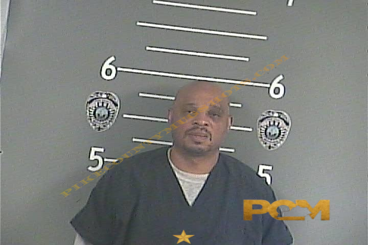 KEVIN D SANDERS booking photo